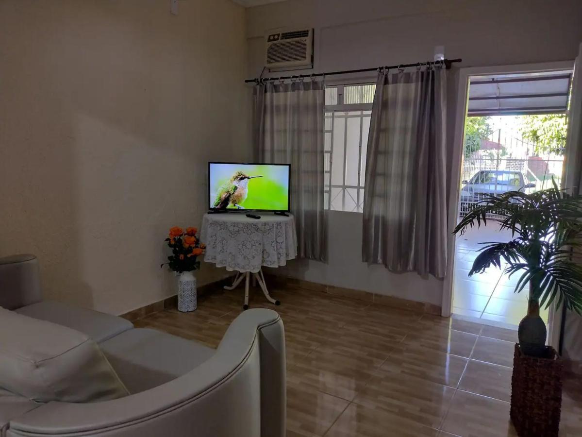 Casa Dos Colibris Daire Foz do Iguaçu Dış mekan fotoğraf